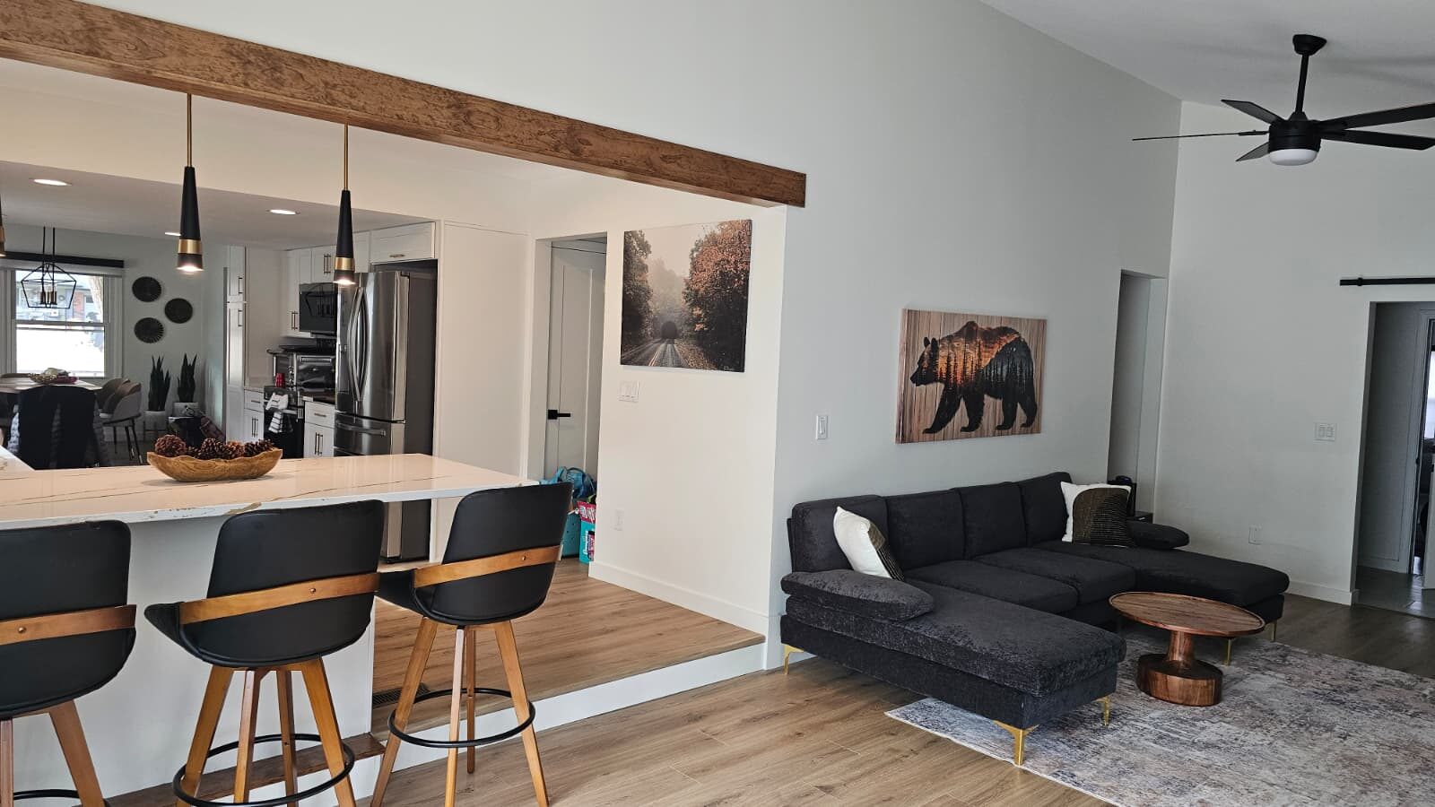 Mojo Manor open plan living and dining area with mountain views