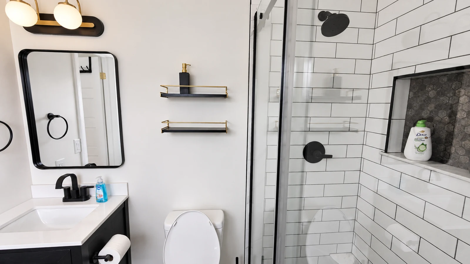Royal Suite ensuite shower and vanity