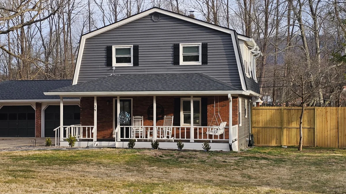 Actual exterior of Mojo Manor in its Waynesville residential neighborhood